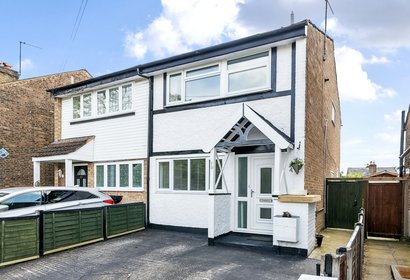 under offer montague road london 34824 - Gibbs Gillespie