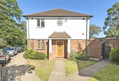 under offer alpine walk london 34953 - Gibbs Gillespie