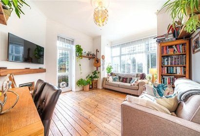 under offer carew road london 34957 - Gibbs Gillespie