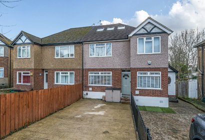 under offer valley close london 35158 - Gibbs Gillespie