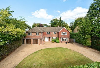 for sale fulmer drive london 35181 - Gibbs Gillespie