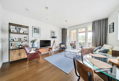 for sale kenneth way london 35397 - Gibbs Gillespie