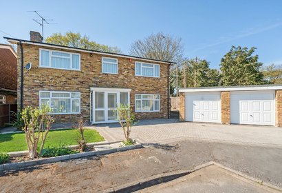 under offer journeys end london 35402 - Gibbs Gillespie