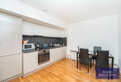available flat 89 london 35621 - Gibbs Gillespie