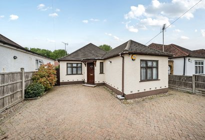 under offer downs avenue london 35726 - Gibbs Gillespie