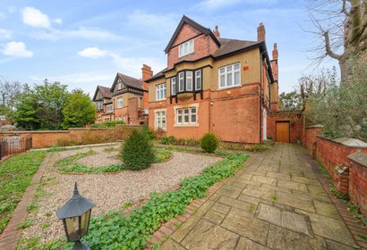 under offer castlebar road london 36158 - Gibbs Gillespie