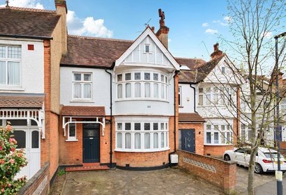 under offer welldon crescent london 36577 - Gibbs Gillespie