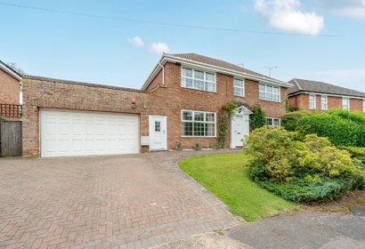 for sale st. huberts close london 36595 - Gibbs Gillespie