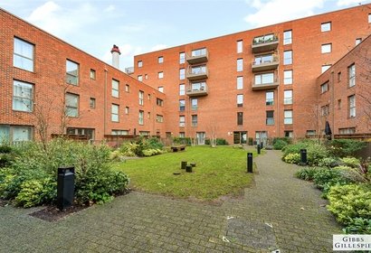 under offer focus apartment london 36659 - Gibbs Gillespie