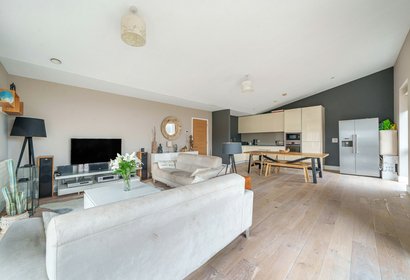 for sale durham wharf drive london 36803 - Gibbs Gillespie