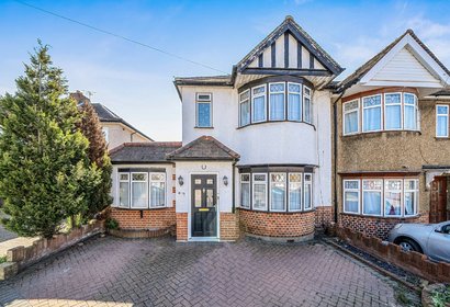 for sale appledore avenue london 36838 - Gibbs Gillespie