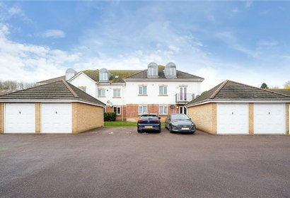 for sale byewaters london 36963 - Gibbs Gillespie