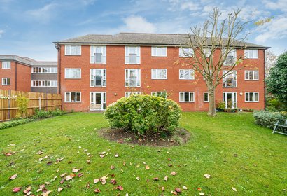 under offer boileau road london 37213 - Gibbs Gillespie