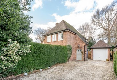for sale maltmans lane london 37711 - Gibbs Gillespie
