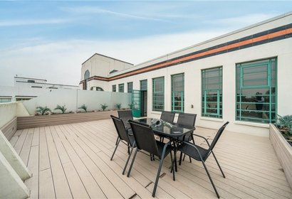 for sale western avenue london 38069 - Gibbs Gillespie
