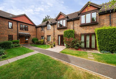 for sale ransom close london 38480 - Gibbs Gillespie