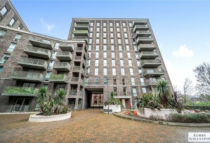 for sale wallace house london 38663 - Gibbs Gillespie