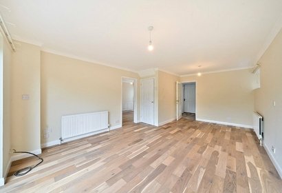 sold meadowbank london 38861 - Gibbs Gillespie