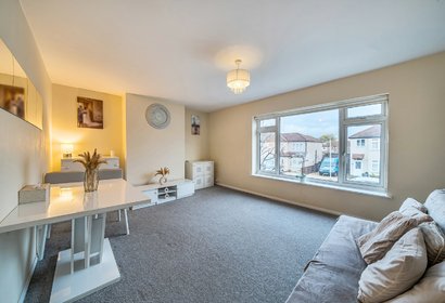 for sale oakleigh road london 39149 - Gibbs Gillespie