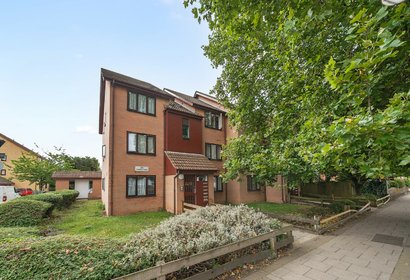 for sale church road london 39427 - Gibbs Gillespie