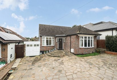 for sale hillside road london 39866 - Gibbs Gillespie