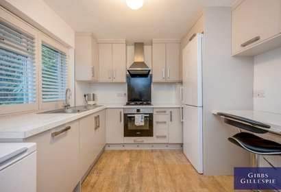 let lloyd court london 39996 - Gibbs Gillespie