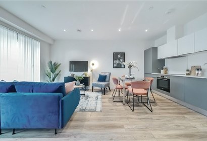 for sale luna apartments london 40008 - Gibbs Gillespie
