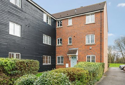 for sale hubbards close london 40011 - Gibbs Gillespie