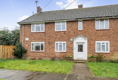 under offer somerford close london 40017 - Gibbs Gillespie