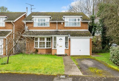 for sale windmill drive london 40176 - Gibbs Gillespie