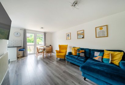 for sale burness close london 40312 - Gibbs Gillespie