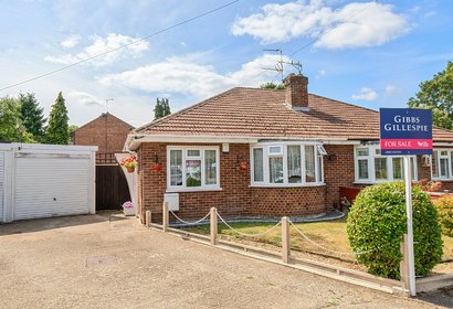 sold hall drive london 41098 - Gibbs Gillespie