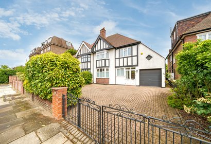 for sale gunnersbury avenue london 41431 - Gibbs Gillespie