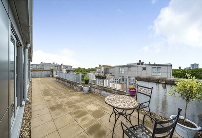 for sale fortune avenue london 41714 - Gibbs Gillespie