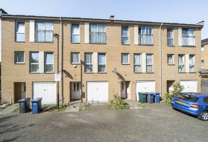 for sale cameron crescent london 41967 - Gibbs Gillespie