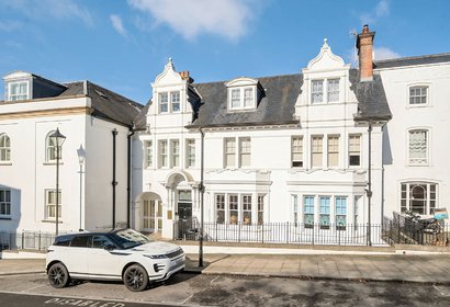 for sale king henry mews london 42111 - Gibbs Gillespie