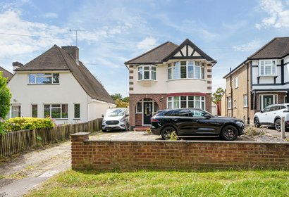 for sale ridge lane london 42156 - Gibbs Gillespie