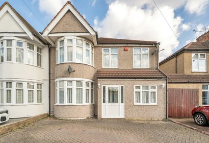 for sale elmsleigh avenue london 42197 - Gibbs Gillespie