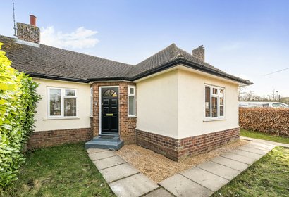 for sale morten gardens london 42304 - Gibbs Gillespie