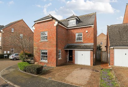 for sale stirling avenue london 42620 - Gibbs Gillespie