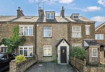 under offer park road east london 42637 - Gibbs Gillespie