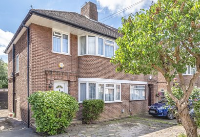sold wychwood close london 427 - Gibbs Gillespie