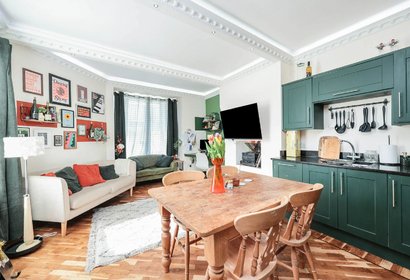 let agreed waterside london 42905 - Gibbs Gillespie