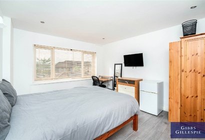 to let leaver gardens london 43107 - Gibbs Gillespie
