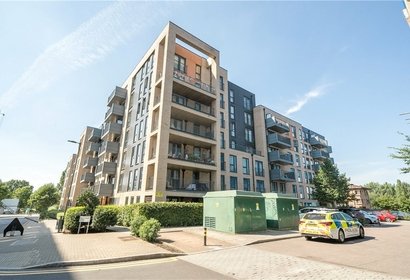 let gabriel court london 43292 - Gibbs Gillespie