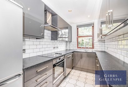 to let merrows close london 43642 - Gibbs Gillespie