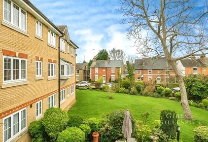 to let high street london 43759 - Gibbs Gillespie