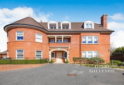 to let valency drive london 43870 - Gibbs Gillespie