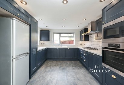 let haven close london 44126 - Gibbs Gillespie