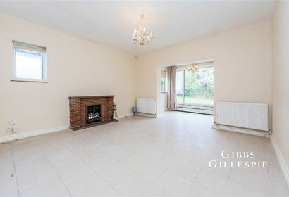 to let southbourne close london 44130 - Gibbs Gillespie